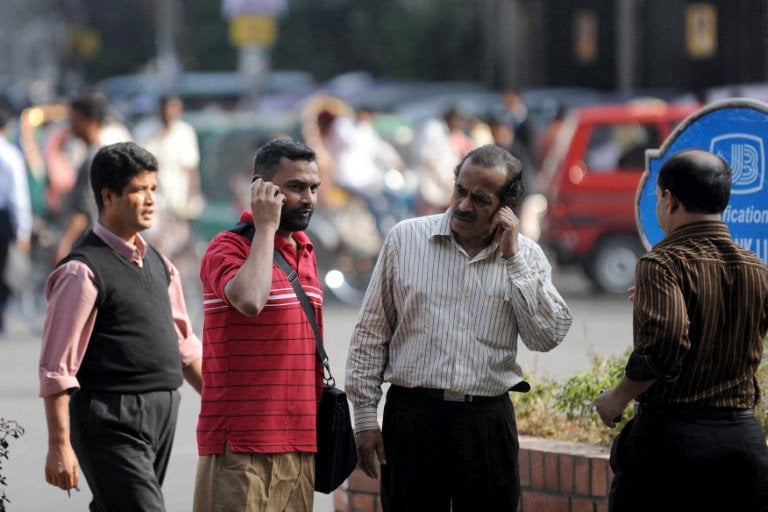 အရှေ့အလယ်ပိုင်း လောင်စာဆီအကျပ်အတည်းကြောင့် ဘင်္ဂလားဒေ့ရှ်တွင် ဆက်သွယ်ရေးလုပ်ငန်း ပြတ်တောက်မည့်အန္တရာယ်ရှိ