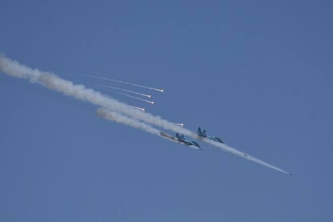 လေးကေရွာကို စစ်ကော်မရှင် လေကြောင်းက ဗုံးထပ်ကြဲ၊ ဒေသခံများ ရှောင်တိမ်းနေရ