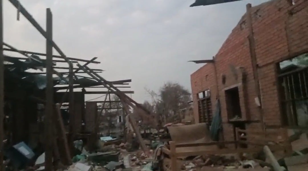 ပုလဲမြို့နယ်တွင် စစ်ကော်မရှင်တပ် ဗုံးကြဲတိုက်ခိုက်မှု၊ ၁ လကျော်အတွင်း နေအိမ် ၁၆၀ ကျော်ပျက်စီးခဲ့ဟုဆို