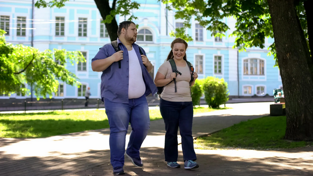 ငယ်ရွယ်စဉ် ဝခြင်းက တသက်တာ ကျန်းမာရေးအတွက် အန္တရာယ်ရှိကြောင်း သုတေသနအသစ်တွေ့ရှိ