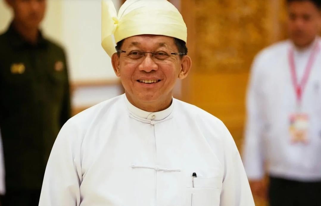 မြန်မာအုပ်ချုပ်ရေးအဖွဲ့သစ်က ဘာကြောင့် ‘အရပ်ဝတ်လဲထားသော စစ်အုပ်စု’ သာ ဖြစ်နေရသလဲ