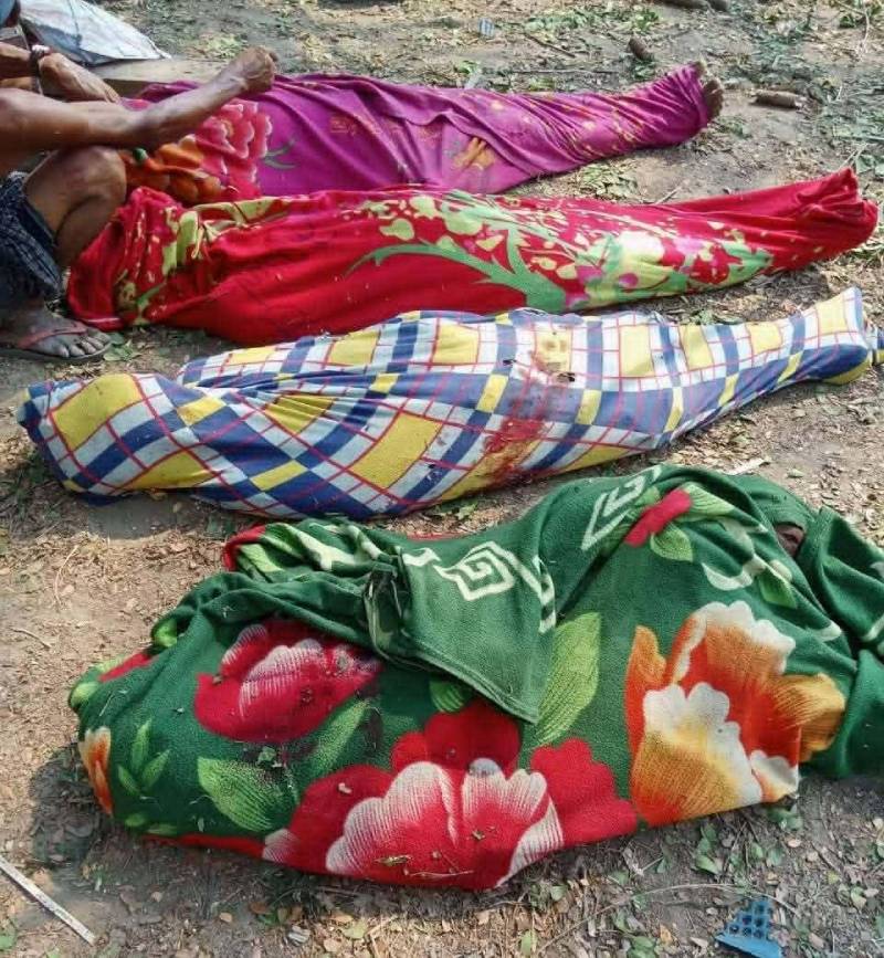 လက်ပံတန်းတွင် စစ်အုပ်စုက လေကြောင်းမှ ဗုံးကြဲရာ လူငယ် ၄ ဦးသေဆုံးပြီး ၆ ဦးဒဏ်ရာရ