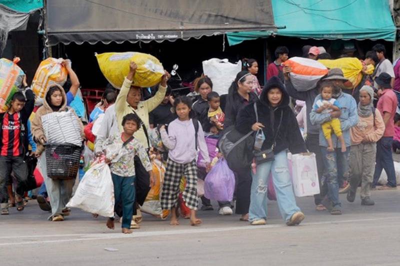 ရွှေ့ပြောင်းလုပ်သား ပြတ်လပ်မှုက ထိုင်းစီးပွားရေးကို ခြိမ်းခြောက်
