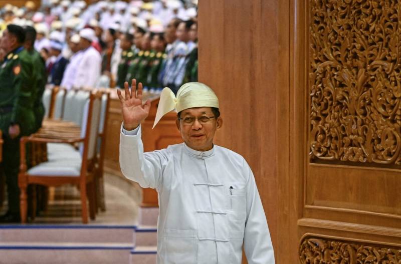 မင်းအောင်လှိုင် မေလကုန်တွင် အိန္ဒိယ သွားမည်